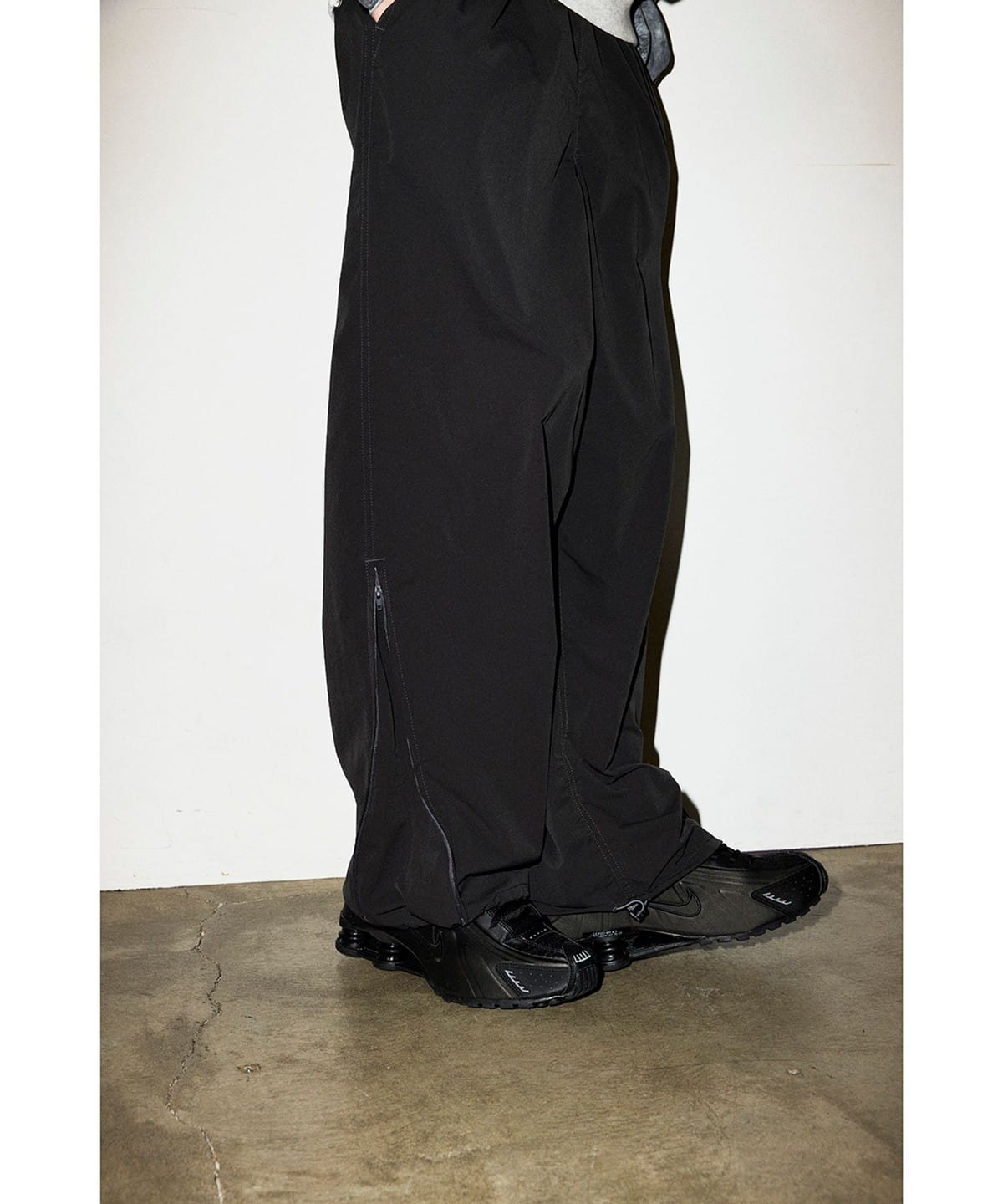 BEAMS Tech 2 Way Easy Pants - Black