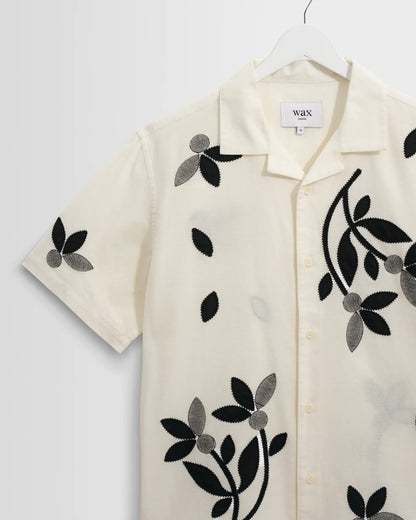 Wax London Didcot Ecru And Black Bloom Applique Short-Sleeve Shirt