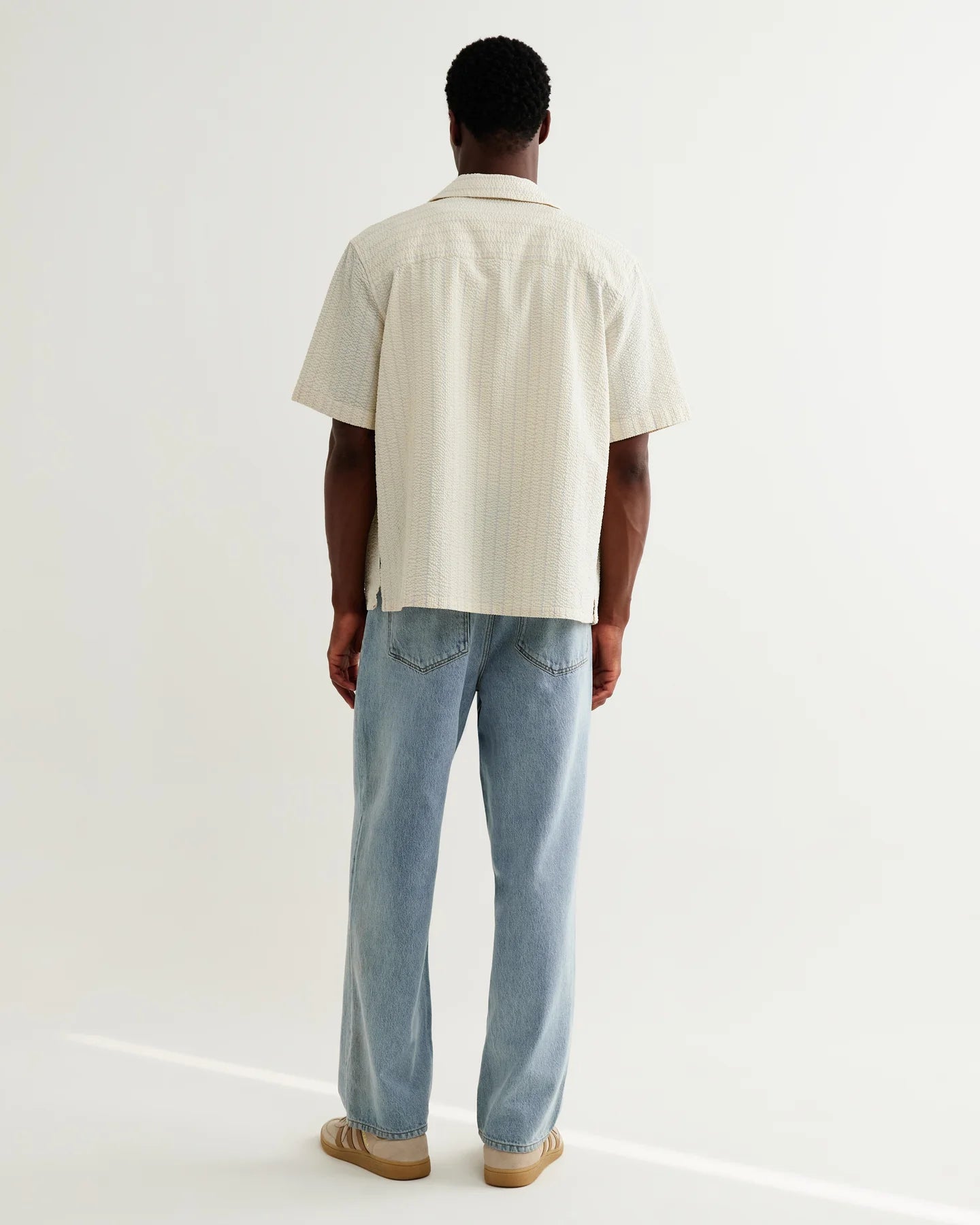 Wax London Didcot - Ecru And Blue Seersucker Stripe Short-Sleeve Shirt